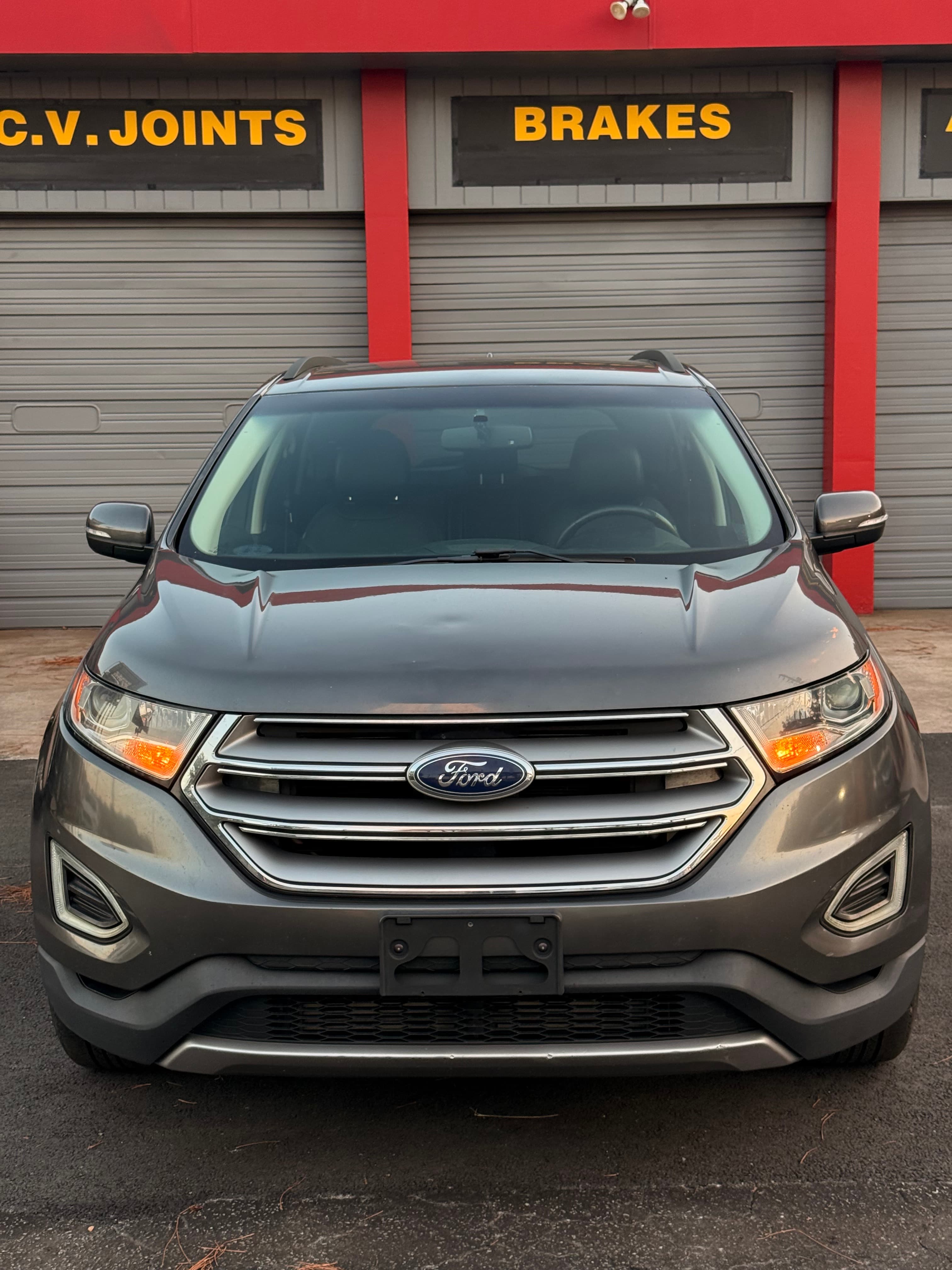 2017 FORD Edge SEL photo 1